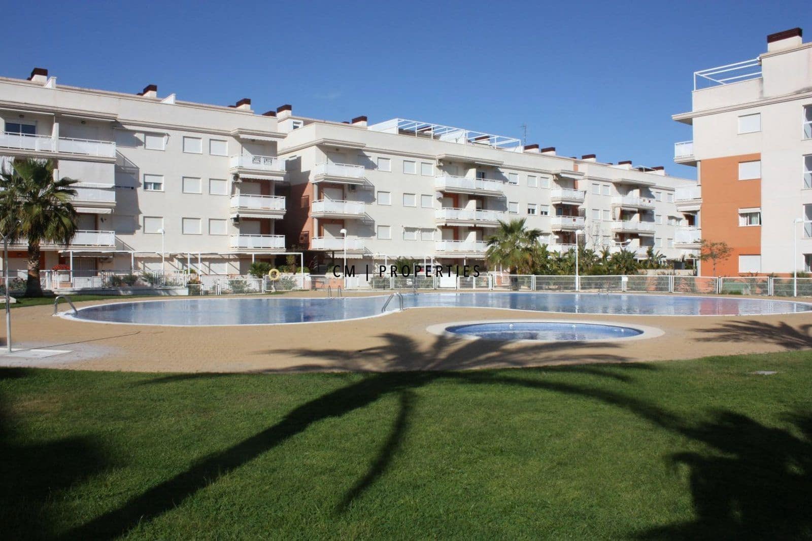 2 bedroom Penthouse for rent in Almenara with garage - € 850 (Ref: 9626993)