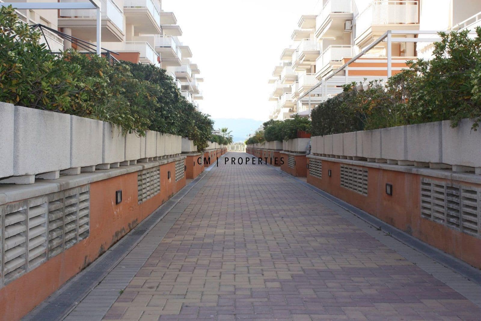 2 bedroom Penthouse for rent in Almenara with garage - € 850 (Ref: 9626993)