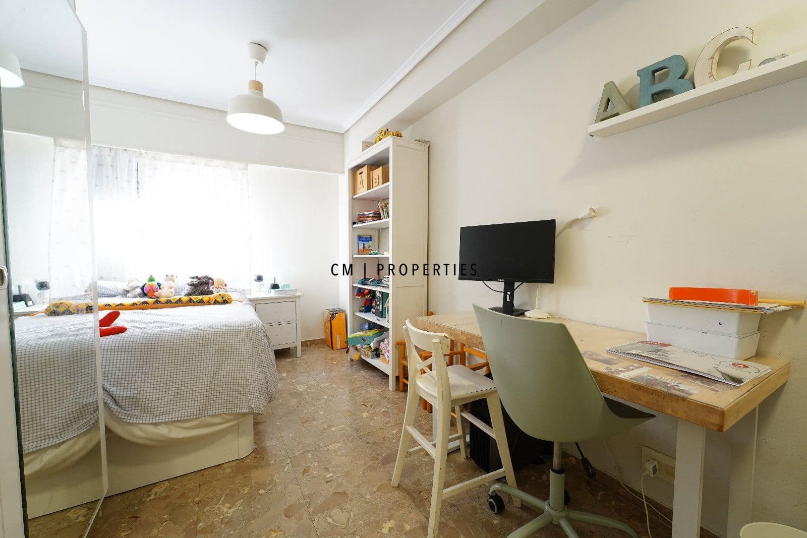 3 makuuhuone Asunto myytävänä paikassa Valencia kaupunki - 350 000 € (Ref: 9628162)