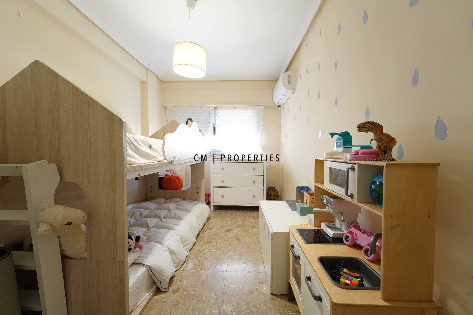 3 makuuhuone Asunto myytävänä paikassa Valencia kaupunki - 350 000 € (Ref: 9628162)