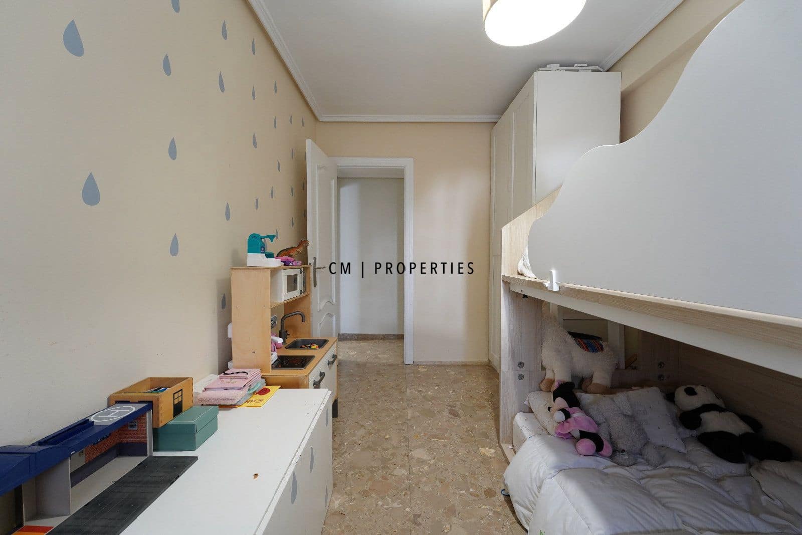 3 makuuhuone Asunto myytävänä paikassa Valencia kaupunki - 350 000 € (Ref: 9628162)