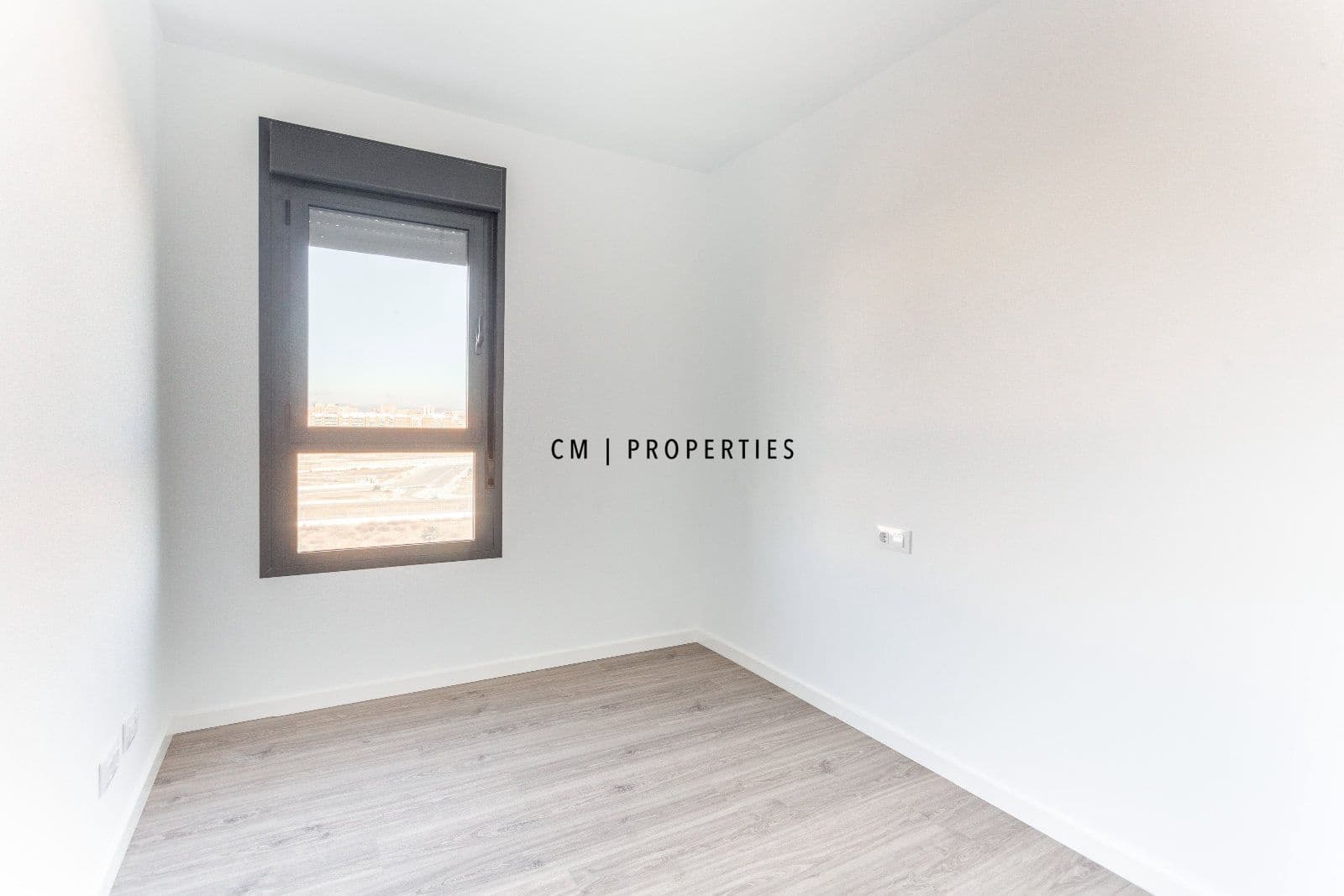 3 makuuhuone Asunto vuokrattavana paikassa Valencia kaupunki mukana uima-altaan 
autotalli - 1 650 € (Ref: 9628293)