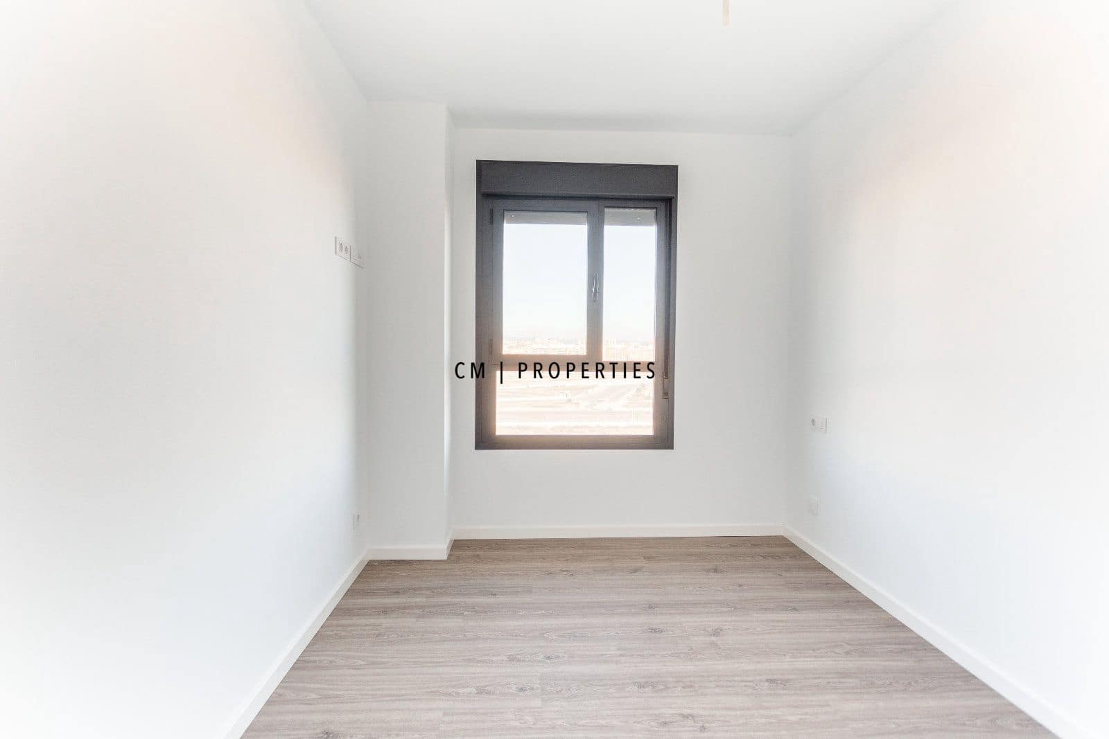 3 makuuhuone Asunto vuokrattavana paikassa Valencia kaupunki mukana uima-altaan 
autotalli - 1 650 € (Ref: 9628293)