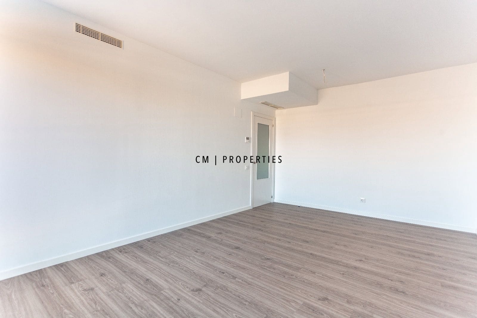 3 makuuhuone Asunto vuokrattavana paikassa Valencia kaupunki mukana uima-altaan 
autotalli - 1 650 € (Ref: 9628293)