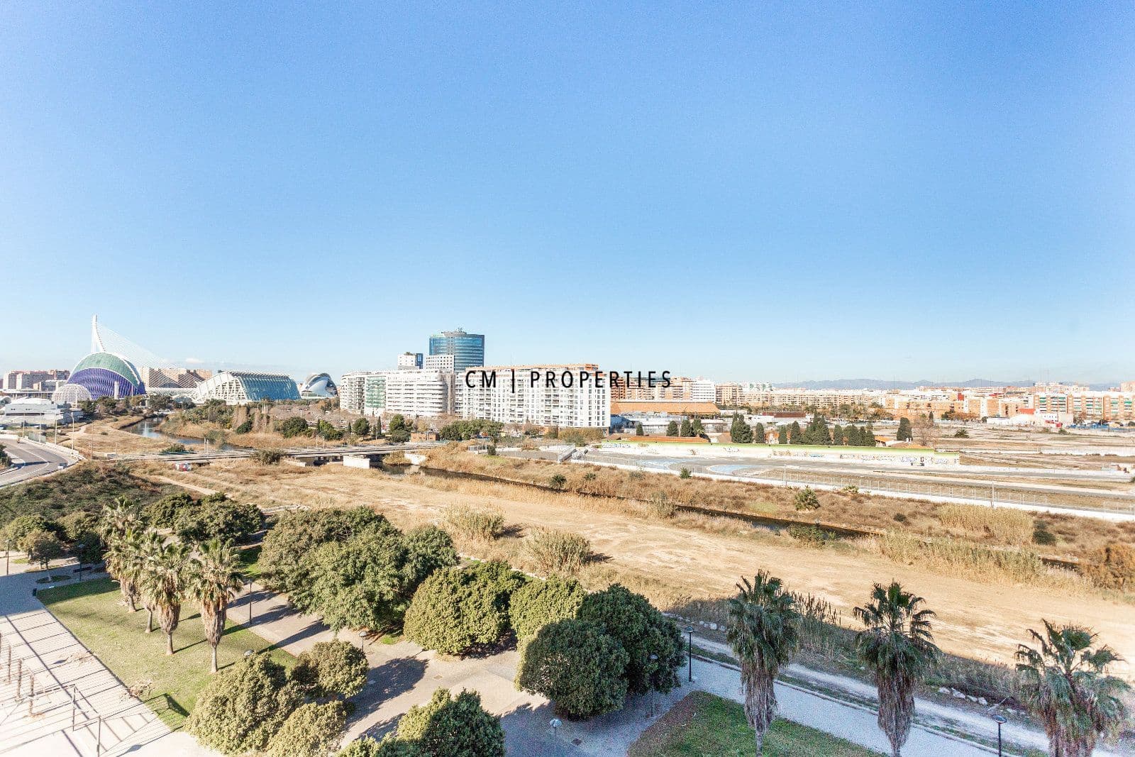 3 makuuhuone Asunto vuokrattavana paikassa Valencia kaupunki mukana uima-altaan 
autotalli - 1 650 € (Ref: 9628293)