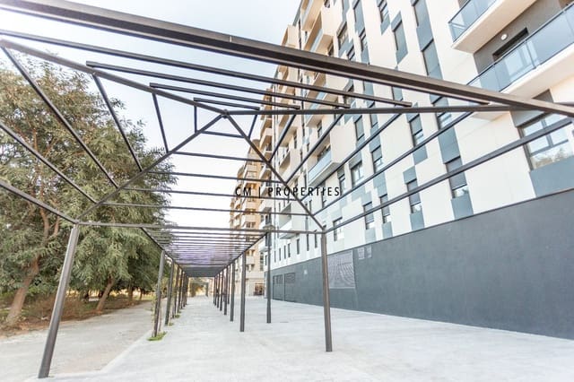 3 makuuhuone Asunto vuokrattavana paikassa Valencia kaupunki mukana uima-altaan 
autotalli - 1 650 € (Ref: 9628293)