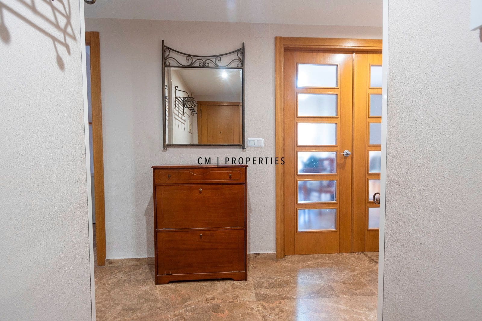 3 sypialnia Mieszkanie do wynajęcia w Miasto Walencja z basenem garażem - 1 600 € (Ref: 9628396)