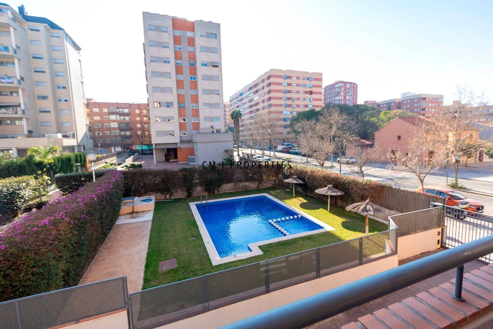 3 sypialnia Mieszkanie do wynajęcia w Miasto Walencja z basenem garażem - 1 600 € (Ref: 9628396)