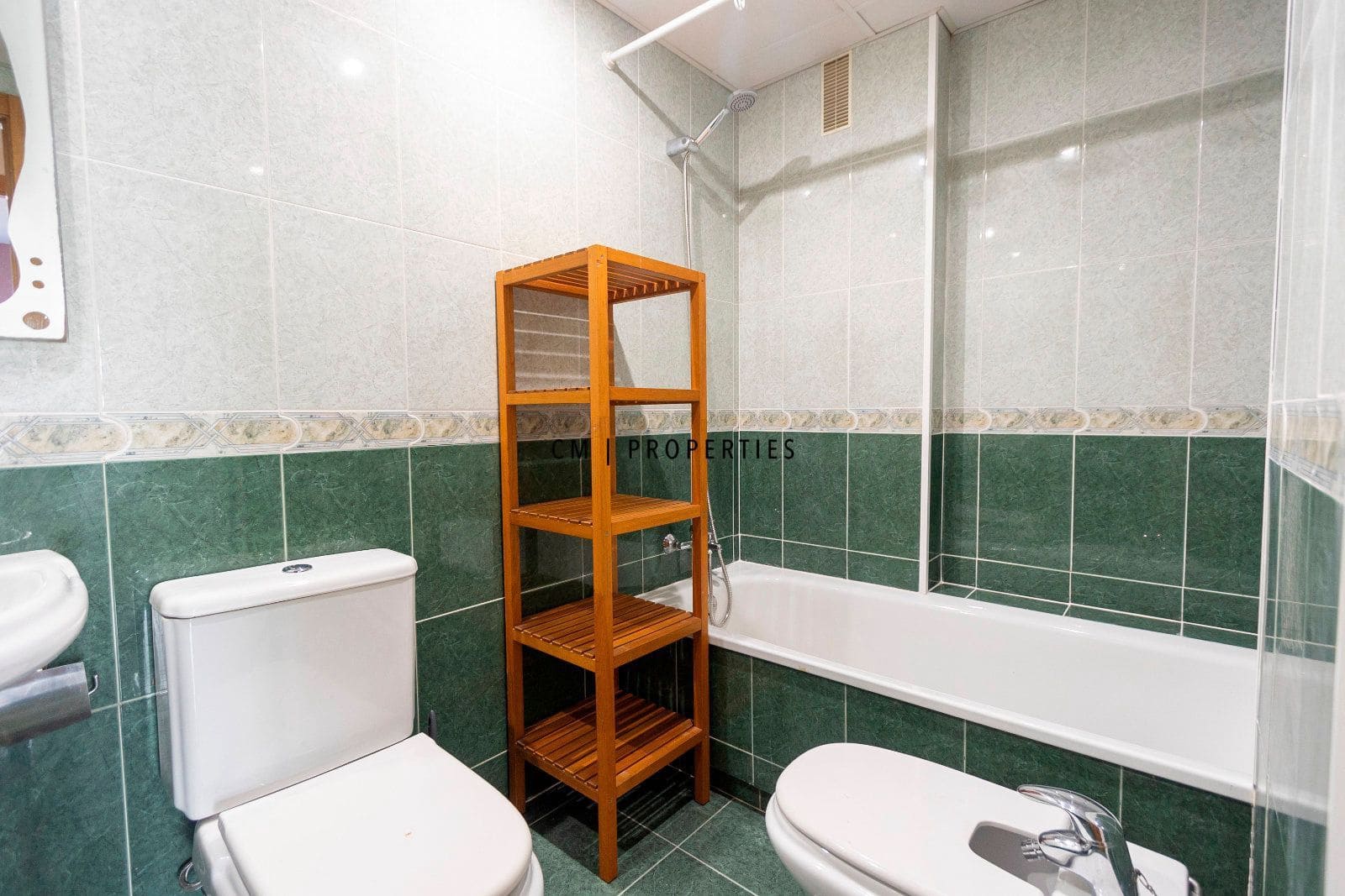 3 sypialnia Mieszkanie do wynajęcia w Miasto Walencja z basenem garażem - 1 600 € (Ref: 9628396)