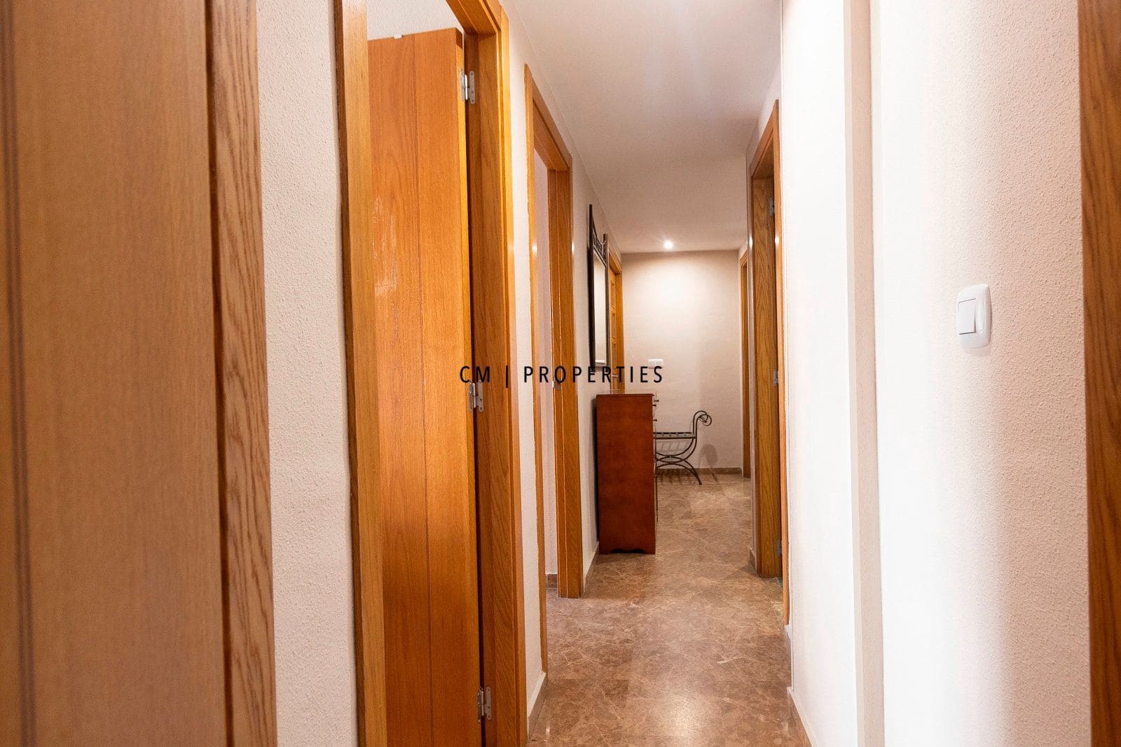 3 sypialnia Mieszkanie do wynajęcia w Miasto Walencja z basenem garażem - 1 600 € (Ref: 9628396)