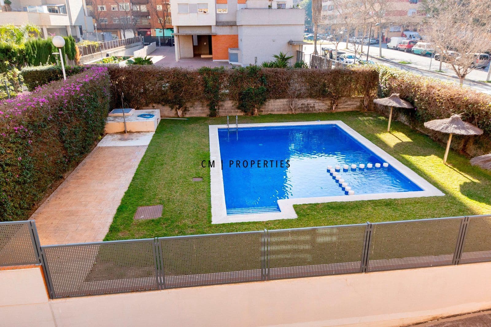 3 sypialnia Mieszkanie do wynajęcia w Miasto Walencja z basenem garażem - 1 600 € (Ref: 9628396)