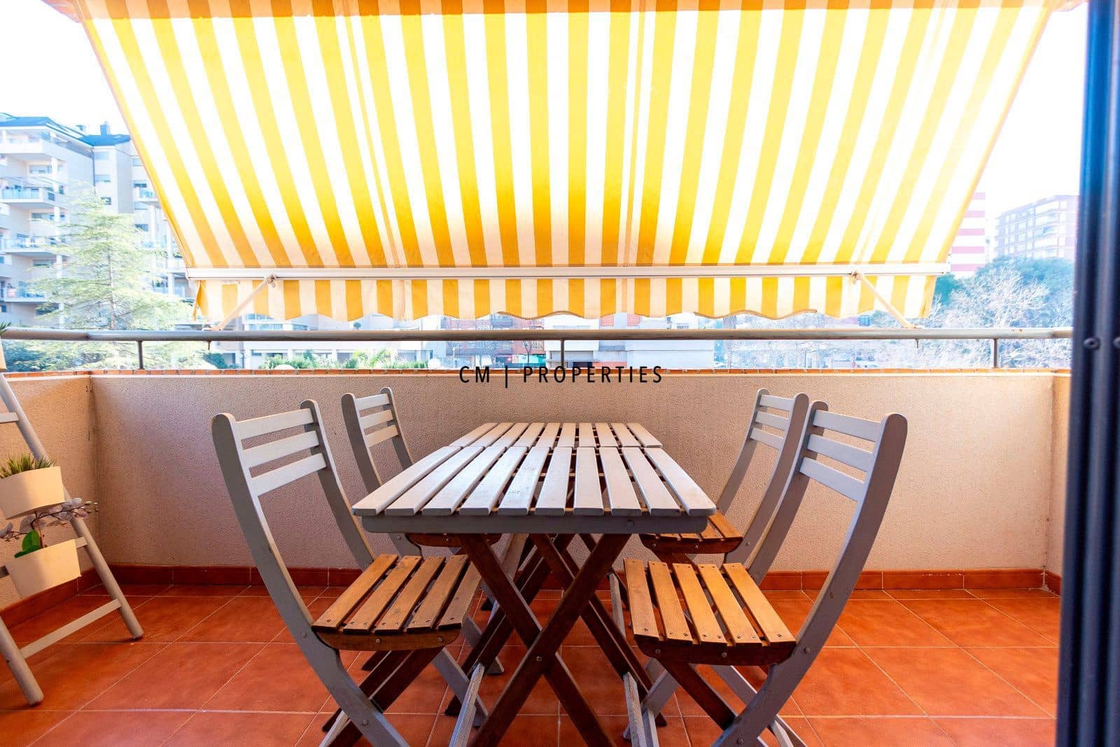 3 sypialnia Mieszkanie do wynajęcia w Miasto Walencja z basenem garażem - 1 600 € (Ref: 9628396)