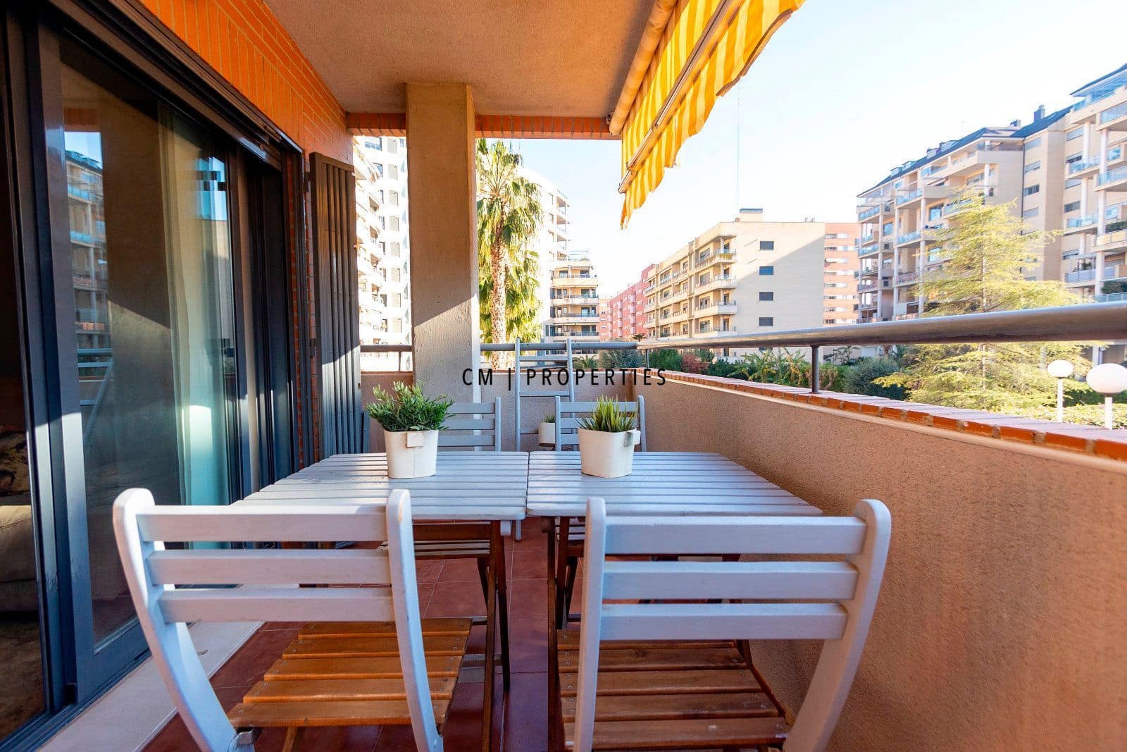 3 sypialnia Mieszkanie do wynajęcia w Miasto Walencja z basenem garażem - 1 600 € (Ref: 9628396)