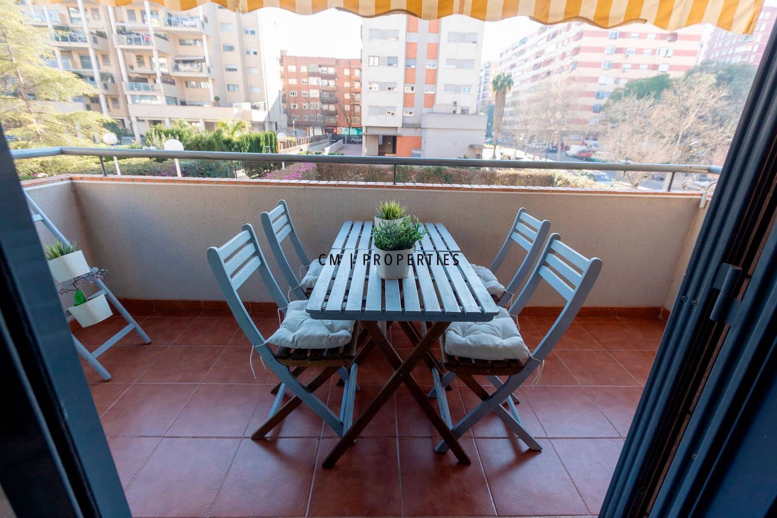 3 sypialnia Mieszkanie do wynajęcia w Miasto Walencja z basenem garażem - 1 600 € (Ref: 9628396)