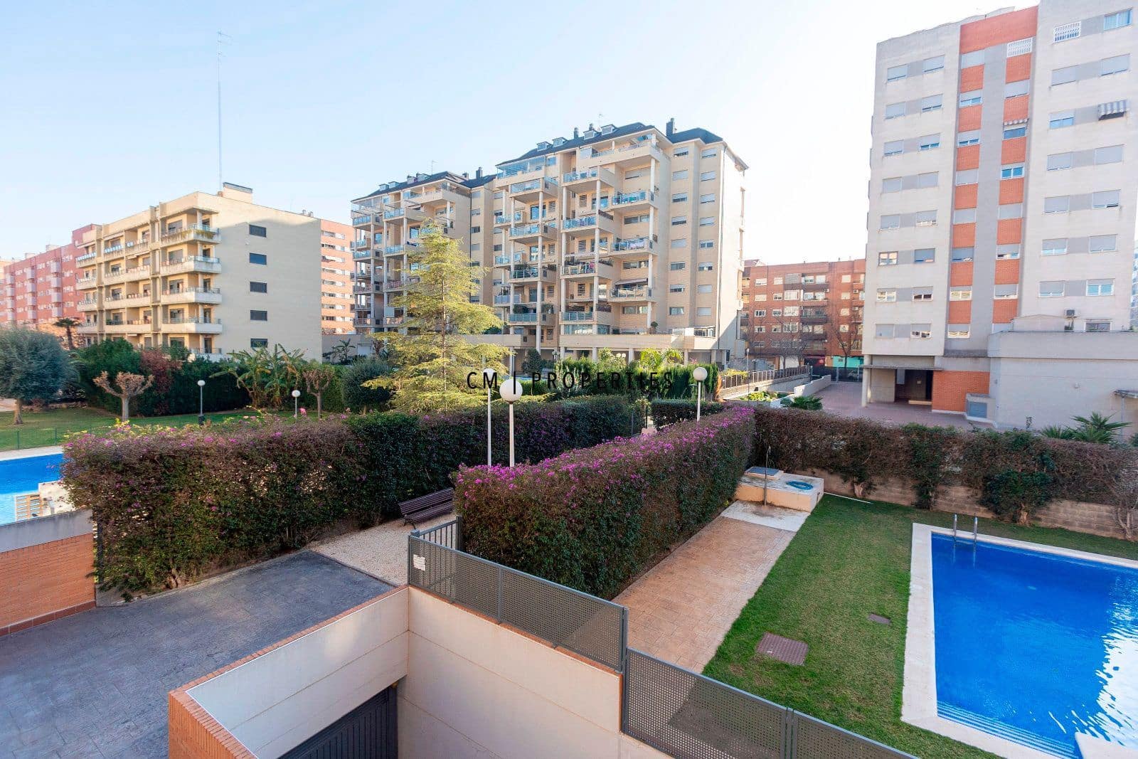 3 sypialnia Mieszkanie do wynajęcia w Miasto Walencja z basenem garażem - 1 600 € (Ref: 9628396)