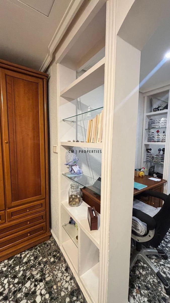 2 slaapkamer Flat te koop in Valencia stad - € 285.000 (Ref: 9629269)