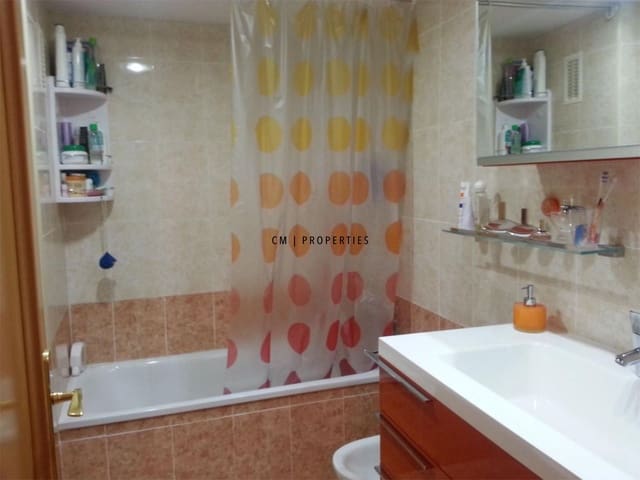 Appartement de 3 chambres à louer à Paterna avec piscine garage - 1 300 € (Ref: 9631827)