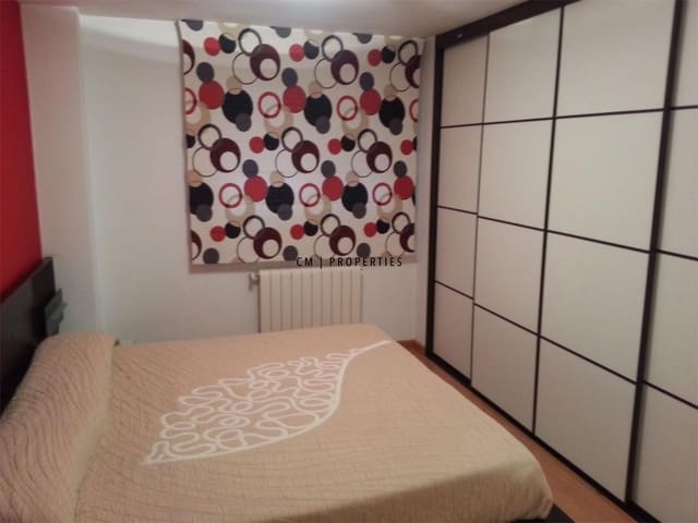 Appartement de 3 chambres à louer à Paterna avec piscine garage - 1 300 € (Ref: 9631827)