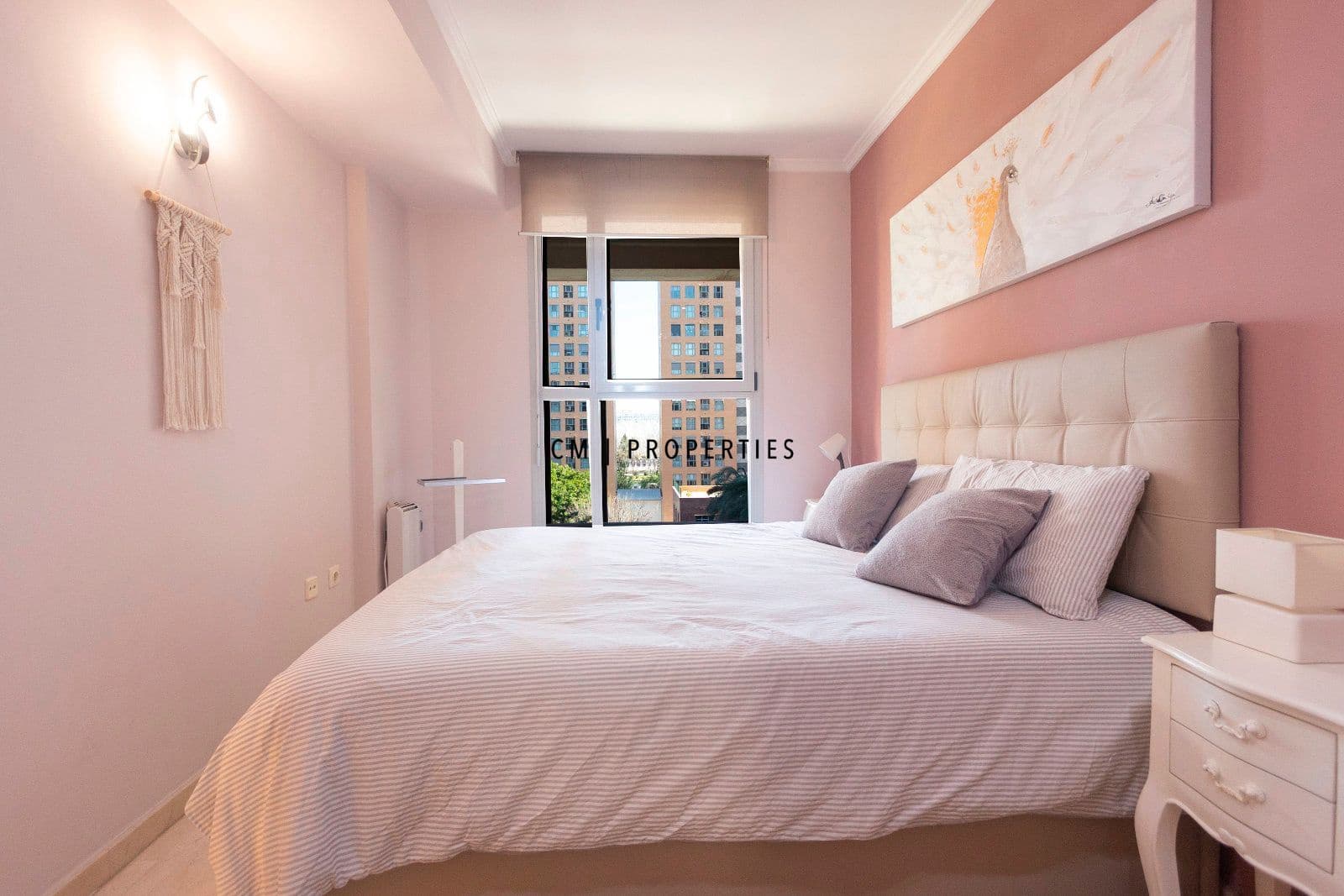 3 slaapkamer Flat te huur in Valencia stad met zwembad - € 1.900 (Ref: 9631828)