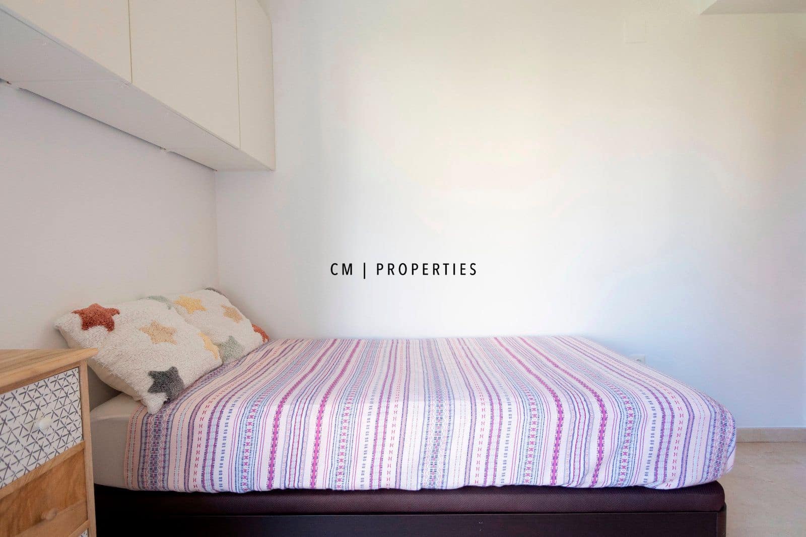 3 slaapkamer Flat te huur in Valencia stad met zwembad - € 1.900 (Ref: 9631828)