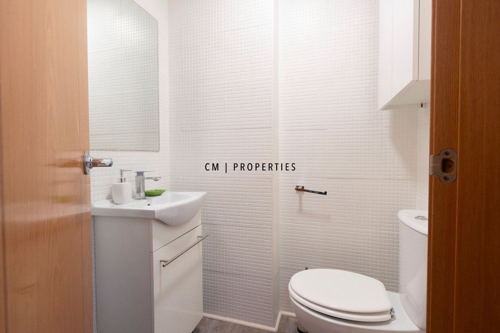 3 slaapkamer Flat te huur in Valencia stad met zwembad - € 1.900 (Ref: 9631828)