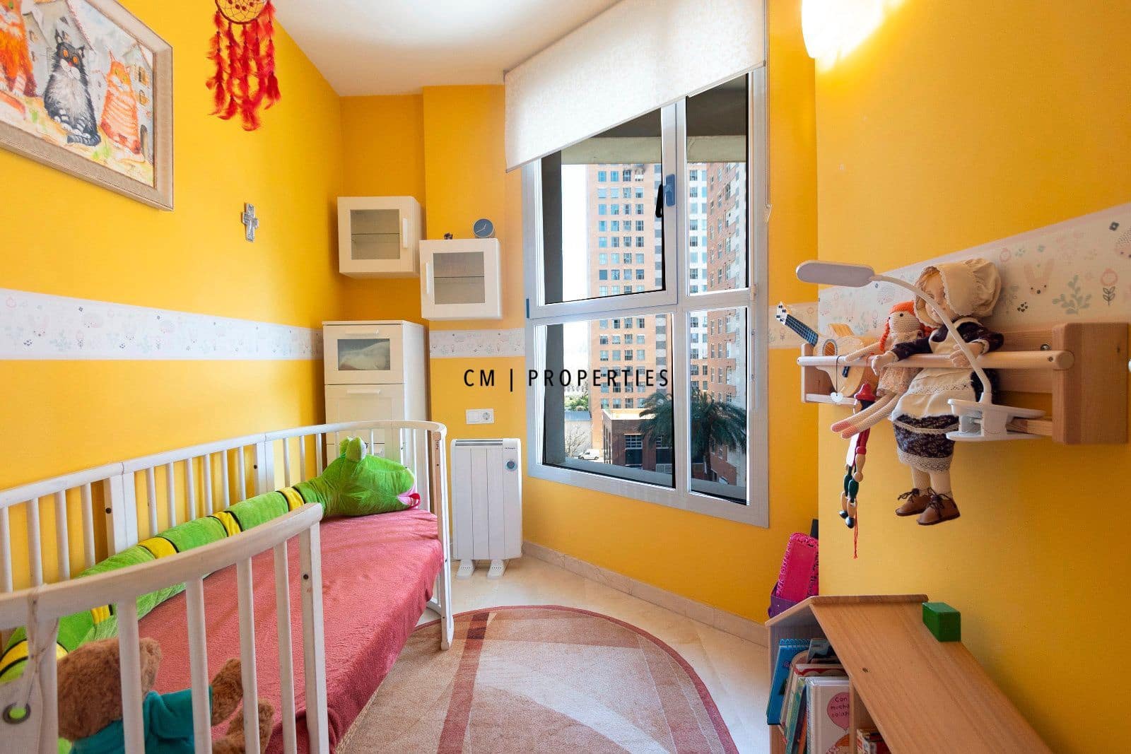 3 slaapkamer Flat te huur in Valencia stad met zwembad - € 1.900 (Ref: 9631828)