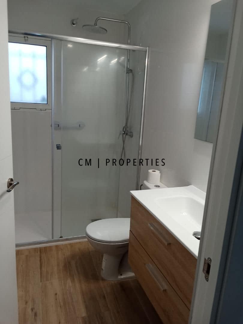 Appartement de 3 chambres à louer à Aldaia - 1 000 € (Ref: 9632663)