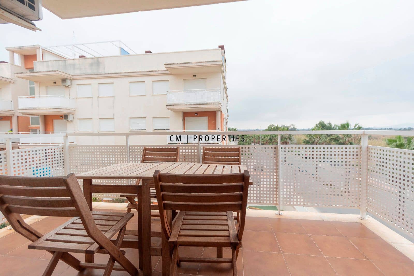 Piso de 2 habitaciones en Almenara en alquiler con piscina garaje - 850 € (Ref: 9632665)