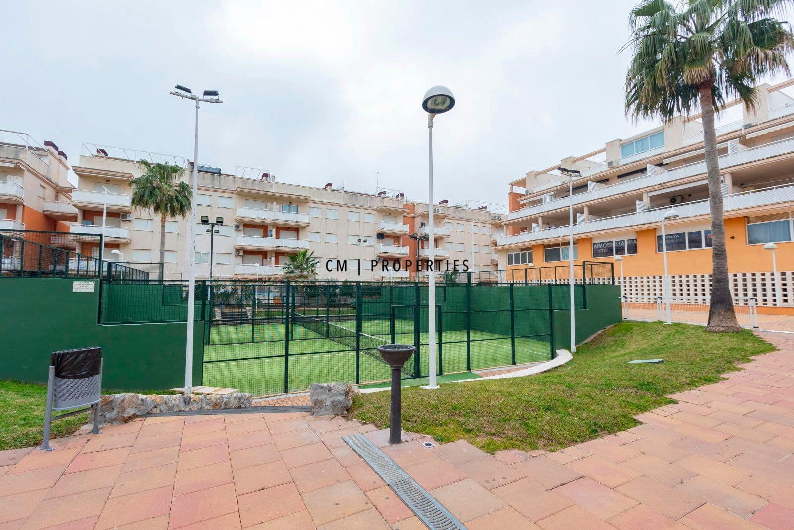 Piso de 2 habitaciones en Almenara en alquiler con piscina garaje - 850 € (Ref: 9632665)