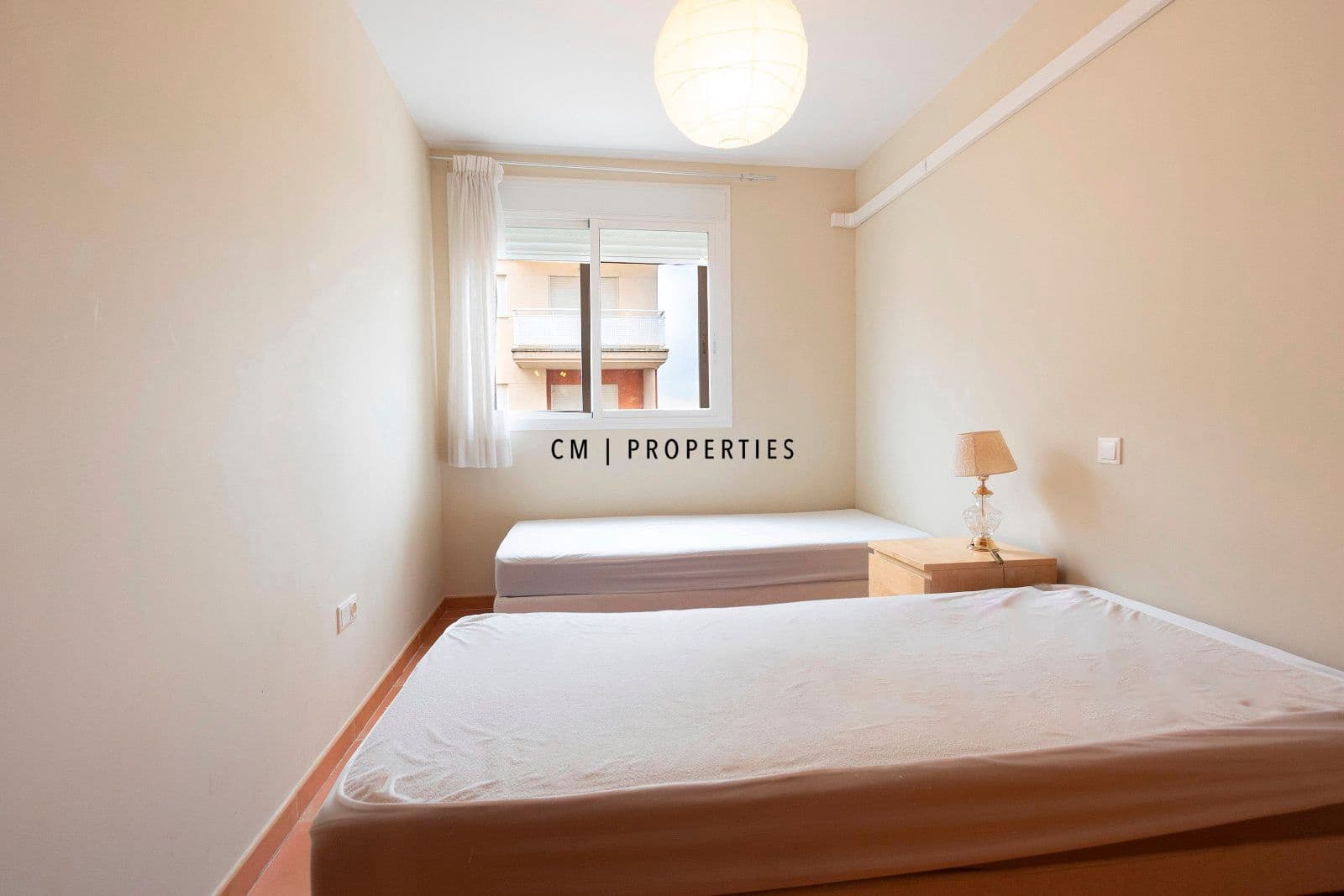 Piso de 2 habitaciones en Almenara en alquiler con piscina garaje - 850 € (Ref: 9632665)