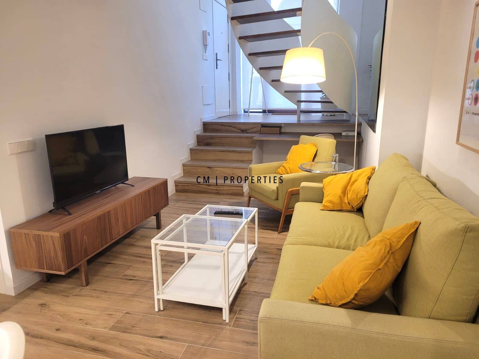 Piso de 2 habitaciones en València ciudad en alquiler con garaje - 1.950 € (Ref: 9634996)