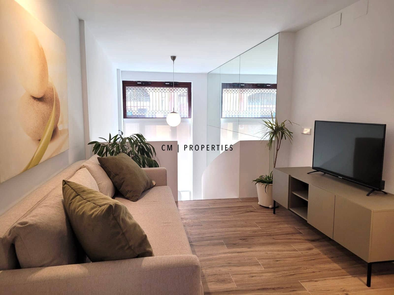 Piso de 2 habitaciones en València ciudad en alquiler con garaje - 1.950 € (Ref: 9634996)