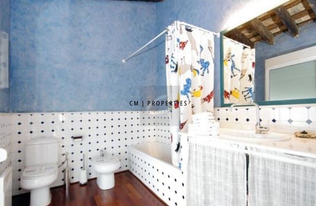 Appartement de 1 chambre à louer à Ciutat Vella, Valence ville - 1 150 € (Ref: 9635095)