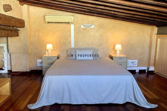 Appartement de 1 chambre à louer à Ciutat Vella, Valence ville - 1 150 € (Ref: 9635095)