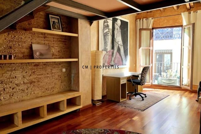 Appartement de 1 chambre à louer à Ciutat Vella, Valence ville - 1 150 € (Ref: 9635095)