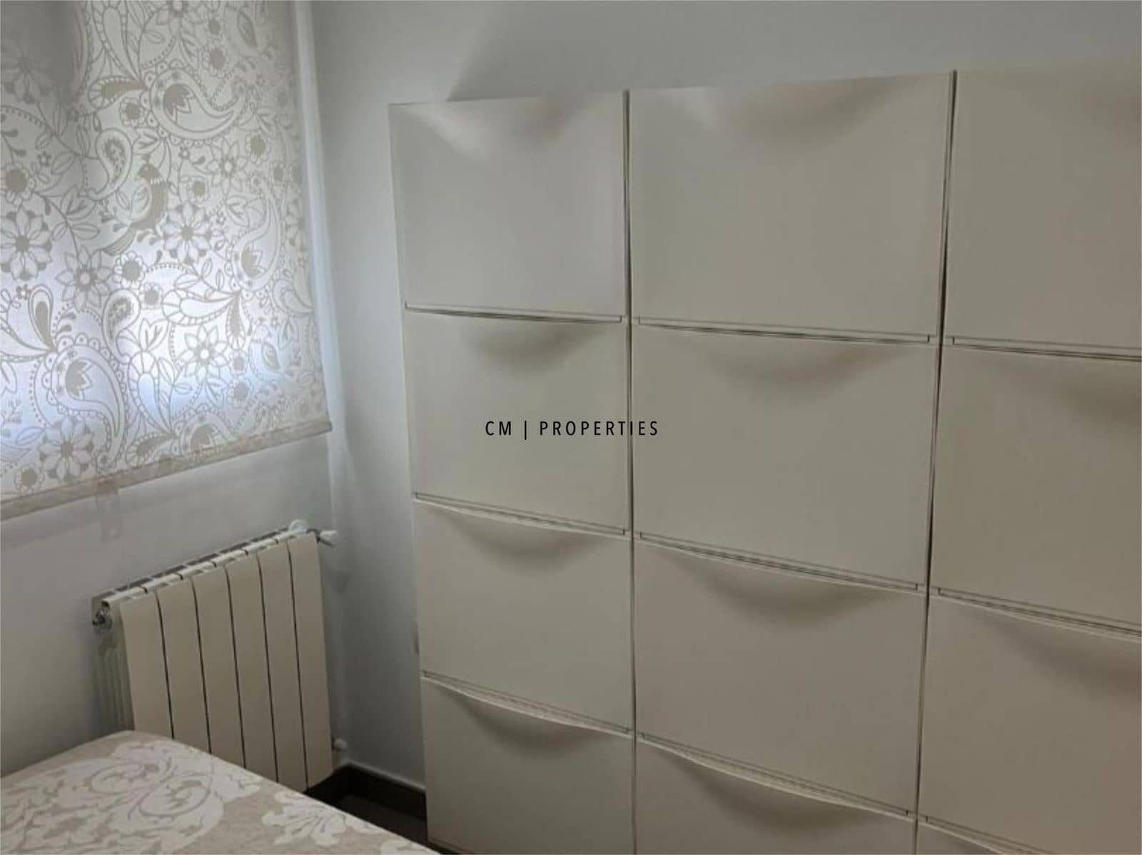 Penthouse de 4 chambres à louer à La Pobla de Vallbona avec piscine garage - 1 900 € (Ref: 9635096)