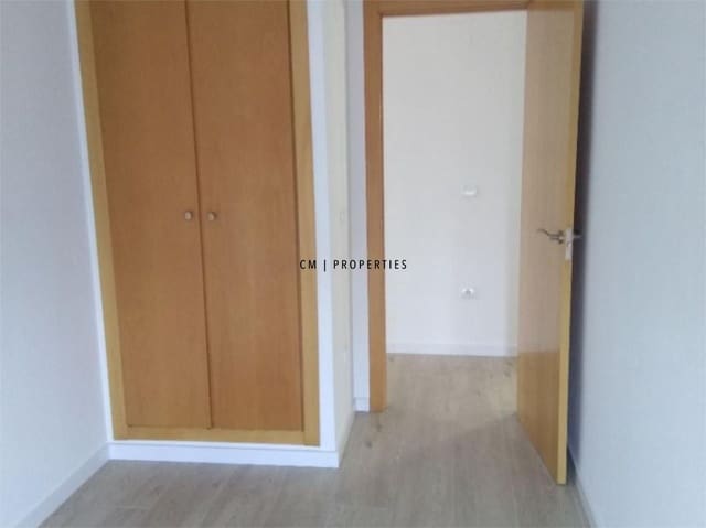 3 quarto Apartamento para arrendar em Jesus, Valência cidade com garagem - 1 300 € (Ref: 9636211)