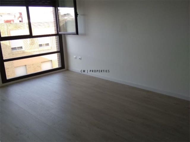 3 quarto Apartamento para arrendar em Jesus, Valência cidade com garagem - 1 300 € (Ref: 9636211)