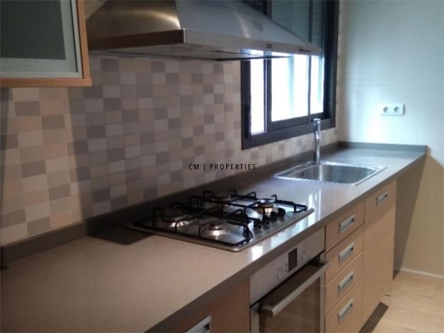 3 quarto Apartamento para arrendar em Jesus, Valência cidade com garagem - 1 300 € (Ref: 9636211)