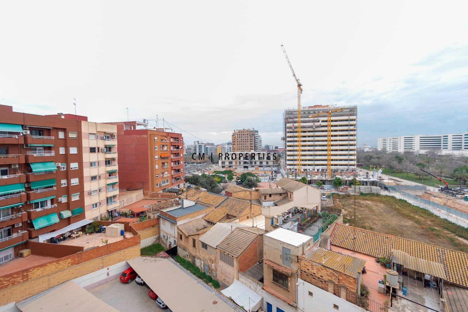 3 slaapkamer Flat te huur in Valencia stad - € 1.300 (Ref: 9643082)