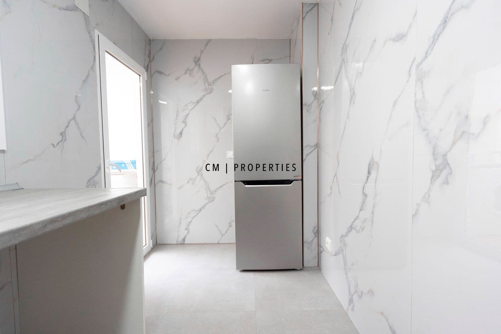 3 slaapkamer Flat te huur in Valencia stad - € 1.300 (Ref: 9643082)