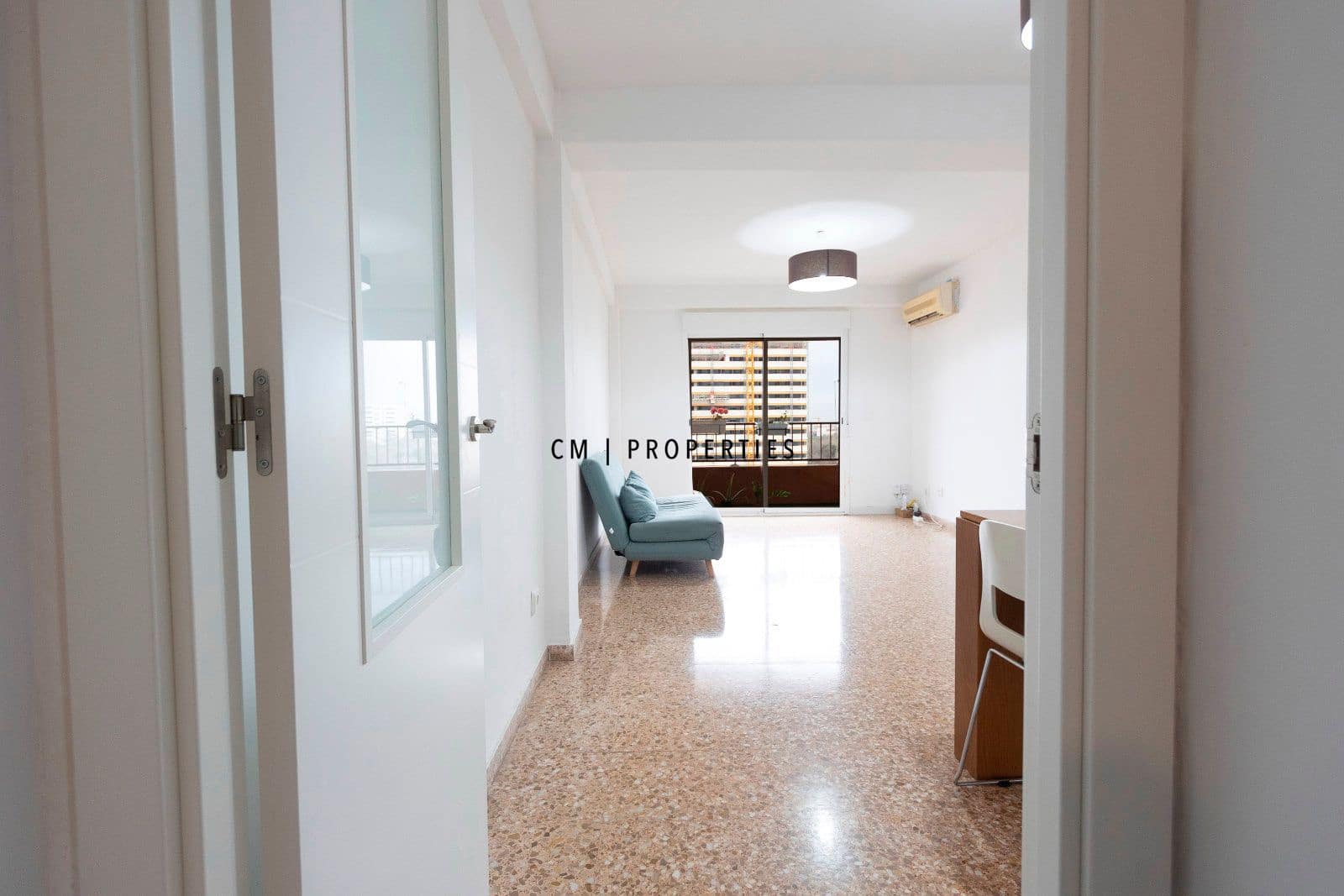 3 slaapkamer Flat te huur in Valencia stad - € 1.300 (Ref: 9643082)