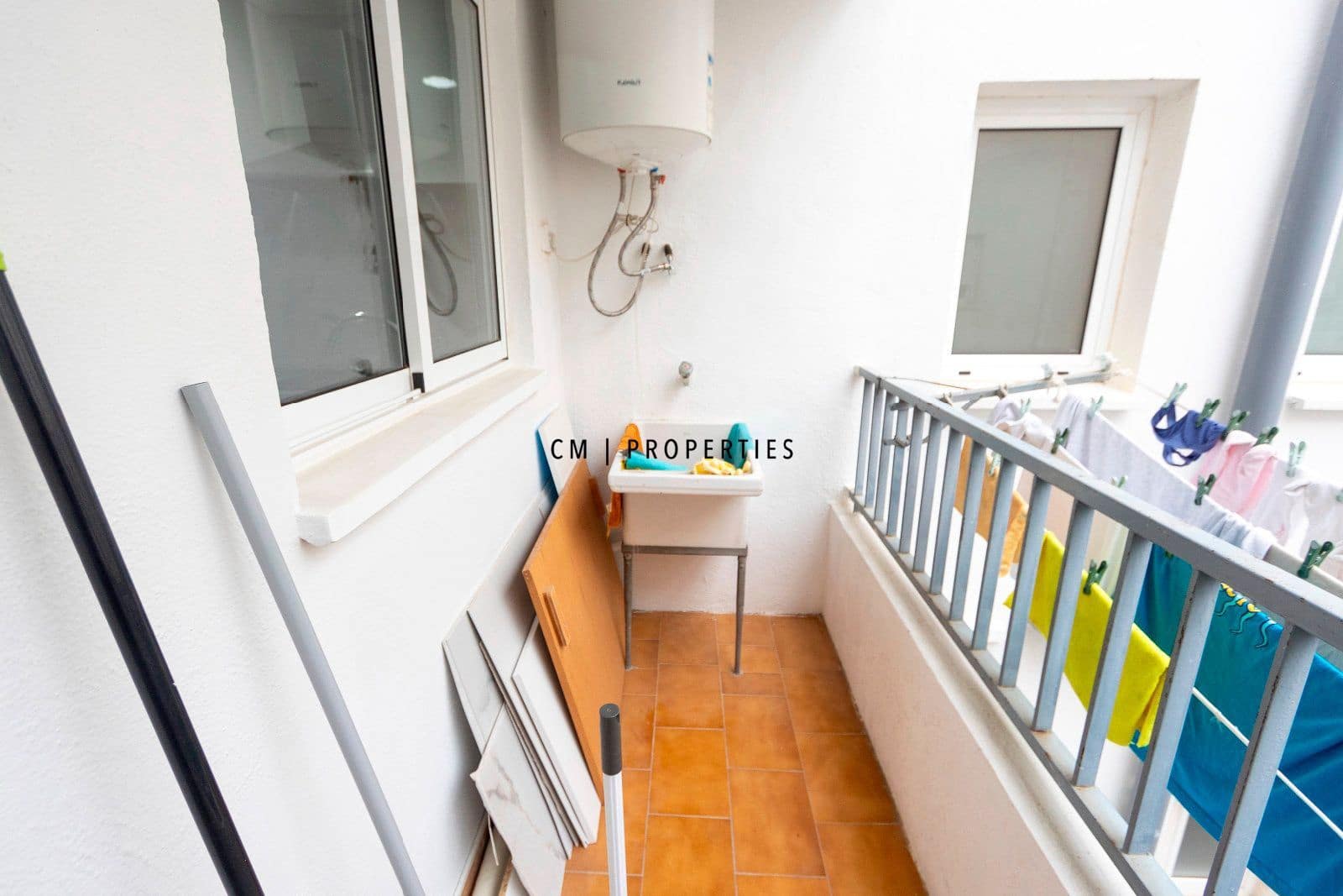 3 slaapkamer Flat te huur in Valencia stad - € 1.300 (Ref: 9643082)