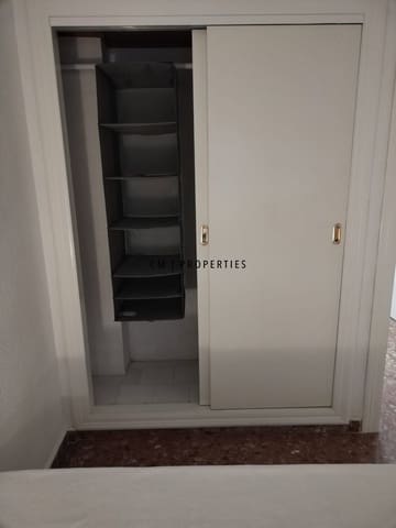 3 sovrum Lägenhet att hyra i L'Eixample, Valencia stad - 550 € (Ref: 9643487)