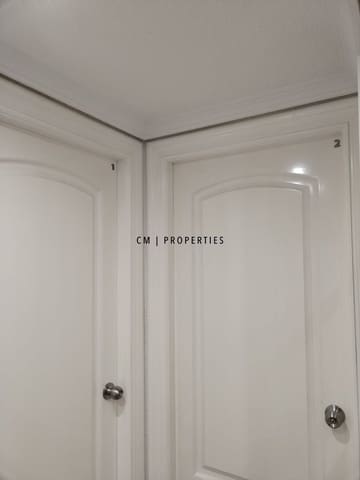 3 sovrum Lägenhet att hyra i L'Eixample, Valencia stad - 550 € (Ref: 9643487)