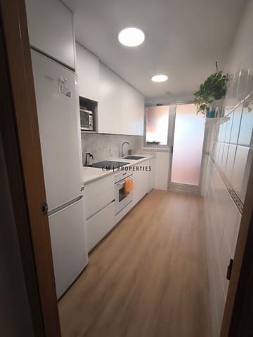 2 makuuhuone Asunto vuokrattavana paikassa Valencia kaupunki mukana uima-altaan - 1 300 € (Ref: 9643665)