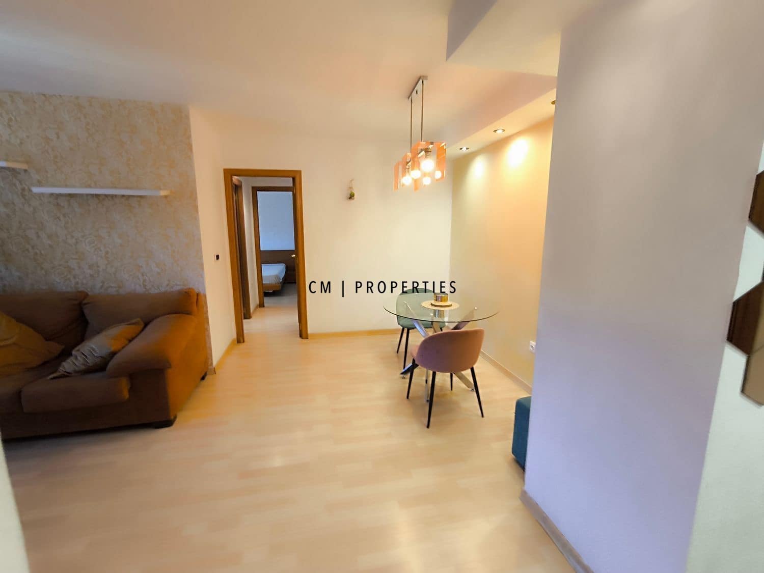 2 makuuhuone Asunto vuokrattavana paikassa Valencia kaupunki mukana uima-altaan - 1 300 € (Ref: 9643665)