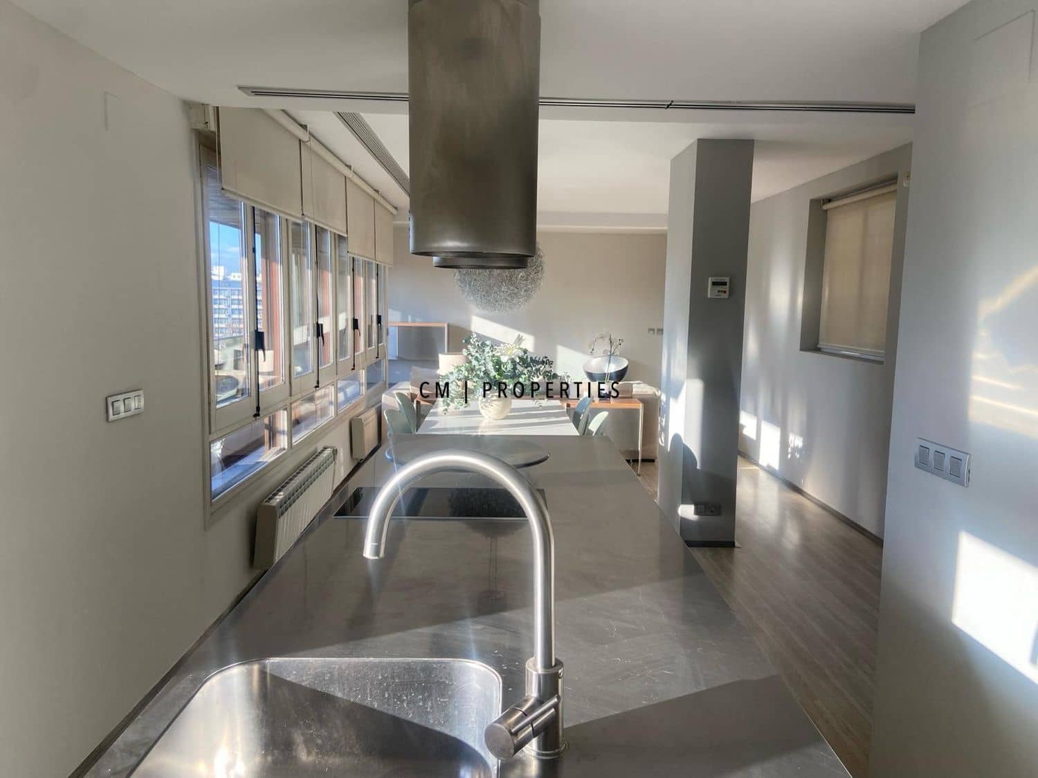 1 makuuhuone Kattohuoneisto vuokrattavana paikassa Valencia kaupunki mukana 
autotalli - 2 499 € (Ref: 9645975)