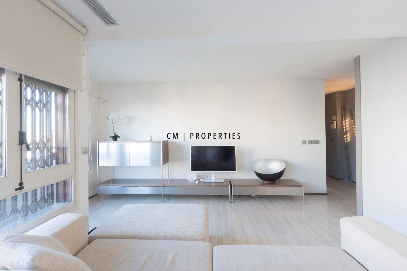 1 makuuhuone Kattohuoneisto vuokrattavana paikassa Valencia kaupunki mukana 
autotalli - 2 200 € (Ref: 9645975)