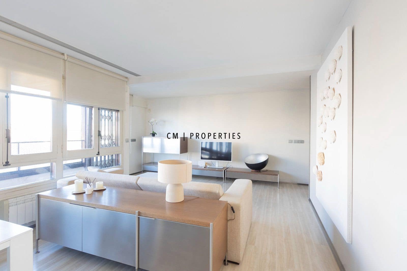 1 makuuhuone Kattohuoneisto vuokrattavana paikassa Valencia kaupunki mukana 
autotalli - 2 200 € (Ref: 9645975)